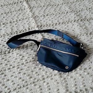 Lululemon City Adventurer belt bag